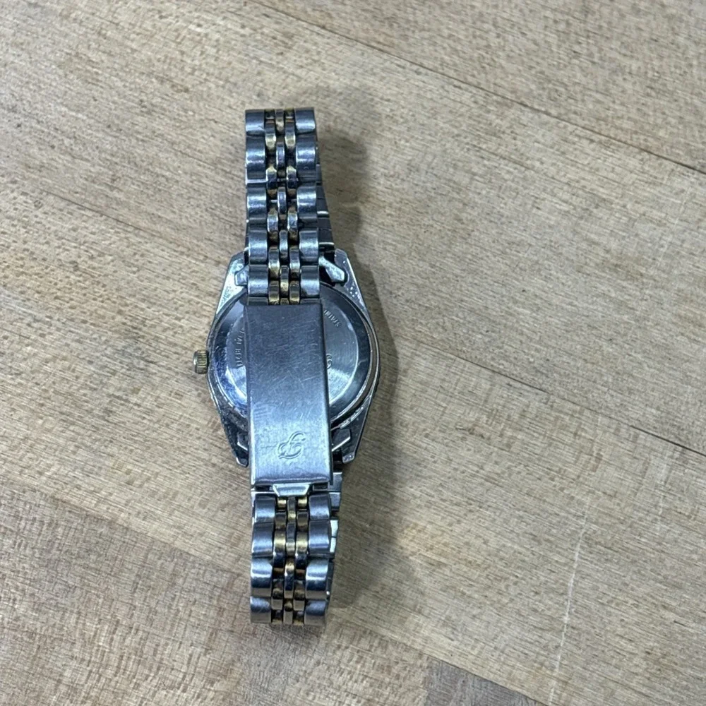Vintage Gruen Precision Quartz Women's Two Tone Watch Tested Working